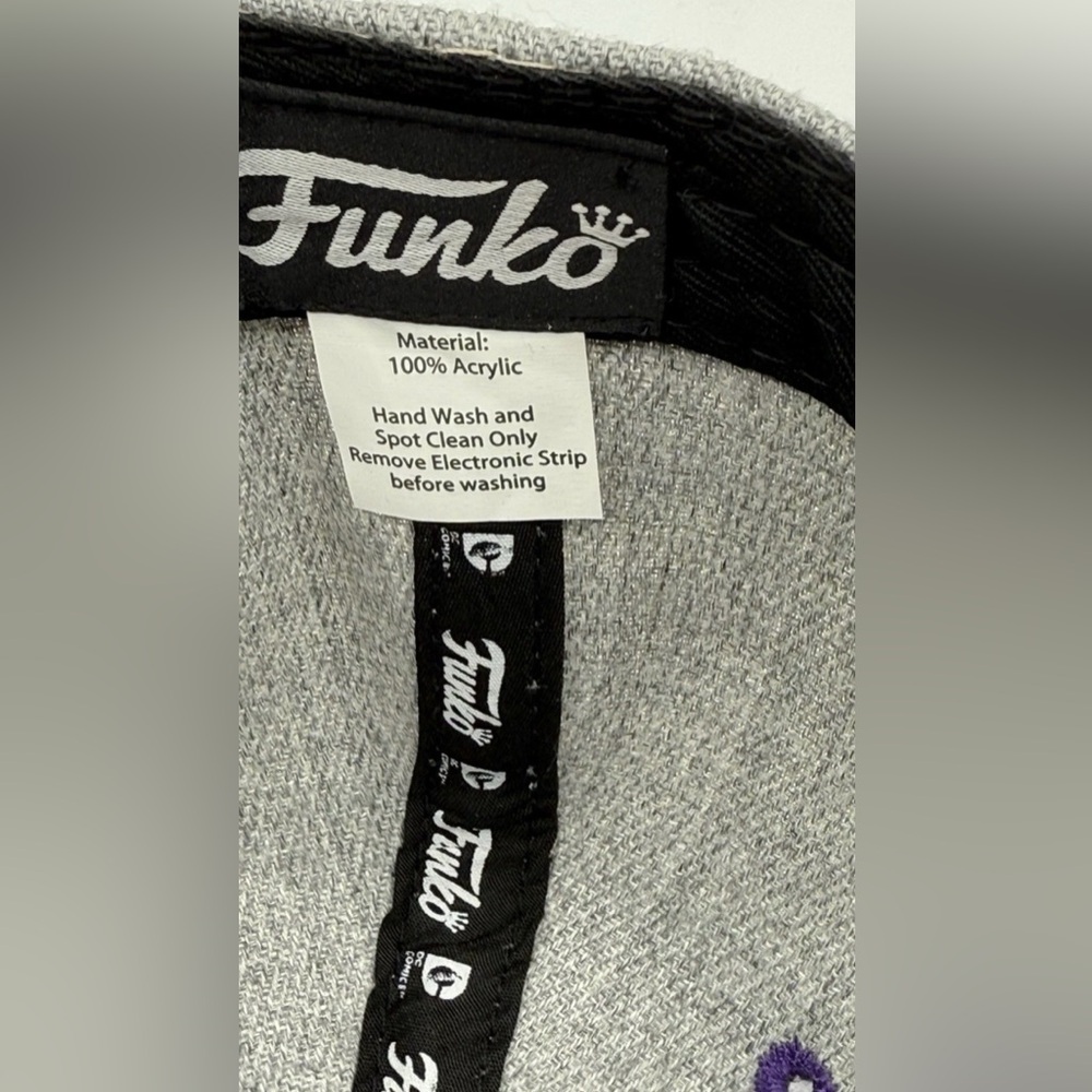 DC FUNKO The Joker SnapBack Gray Ball Cap With Black Bill - Picture 7 of 7